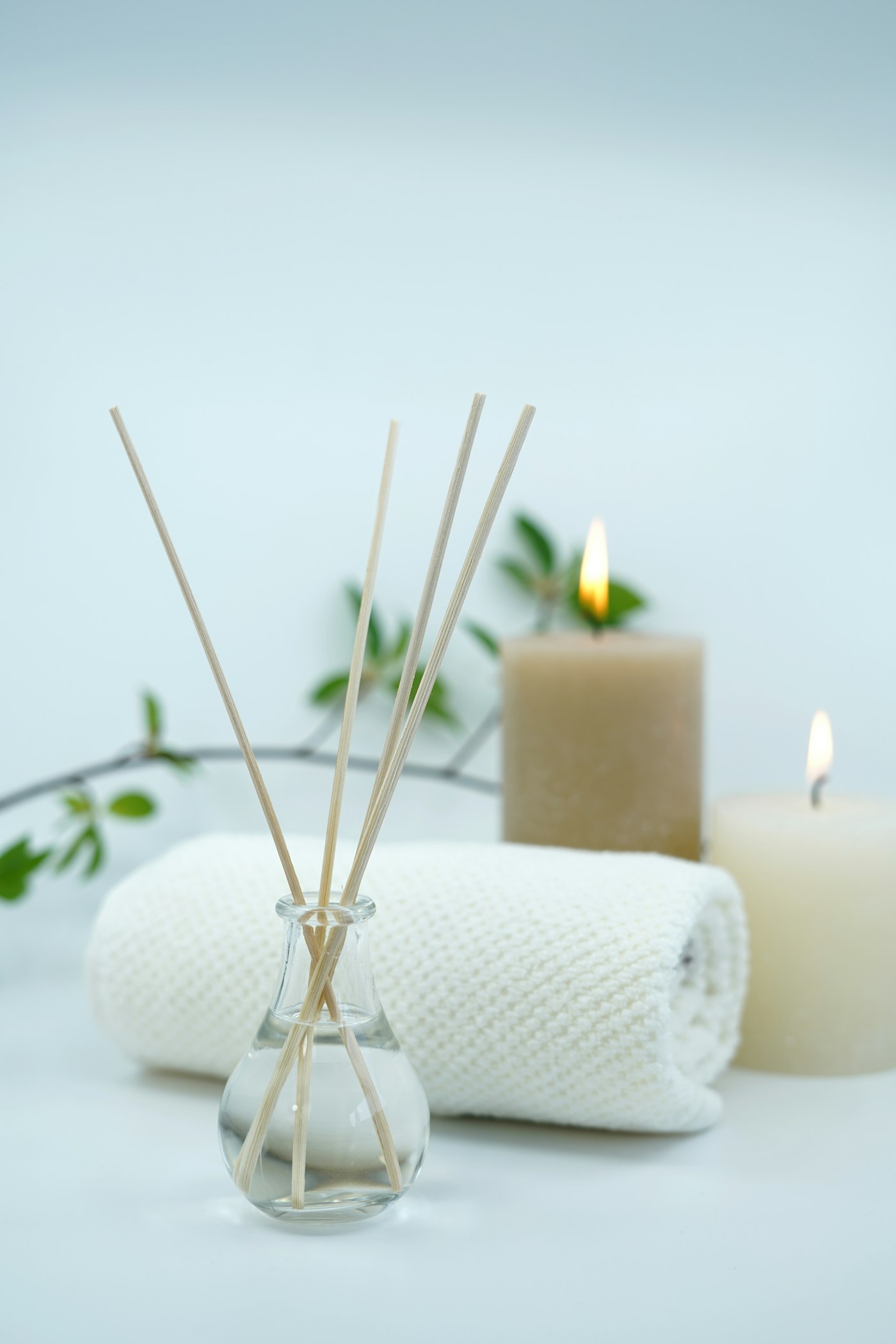 Combo massage session with candles and aromatherapy